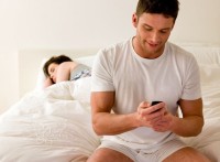 Catch cheating husband app android